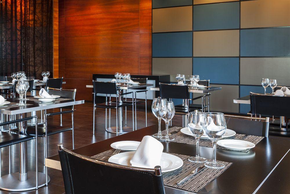 Ac Hotel Ponferrada By Marriott Ngoại thất bức ảnh