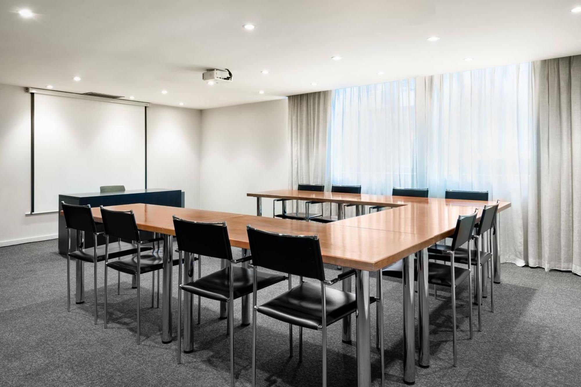 Ac Hotel Ponferrada By Marriott Ngoại thất bức ảnh