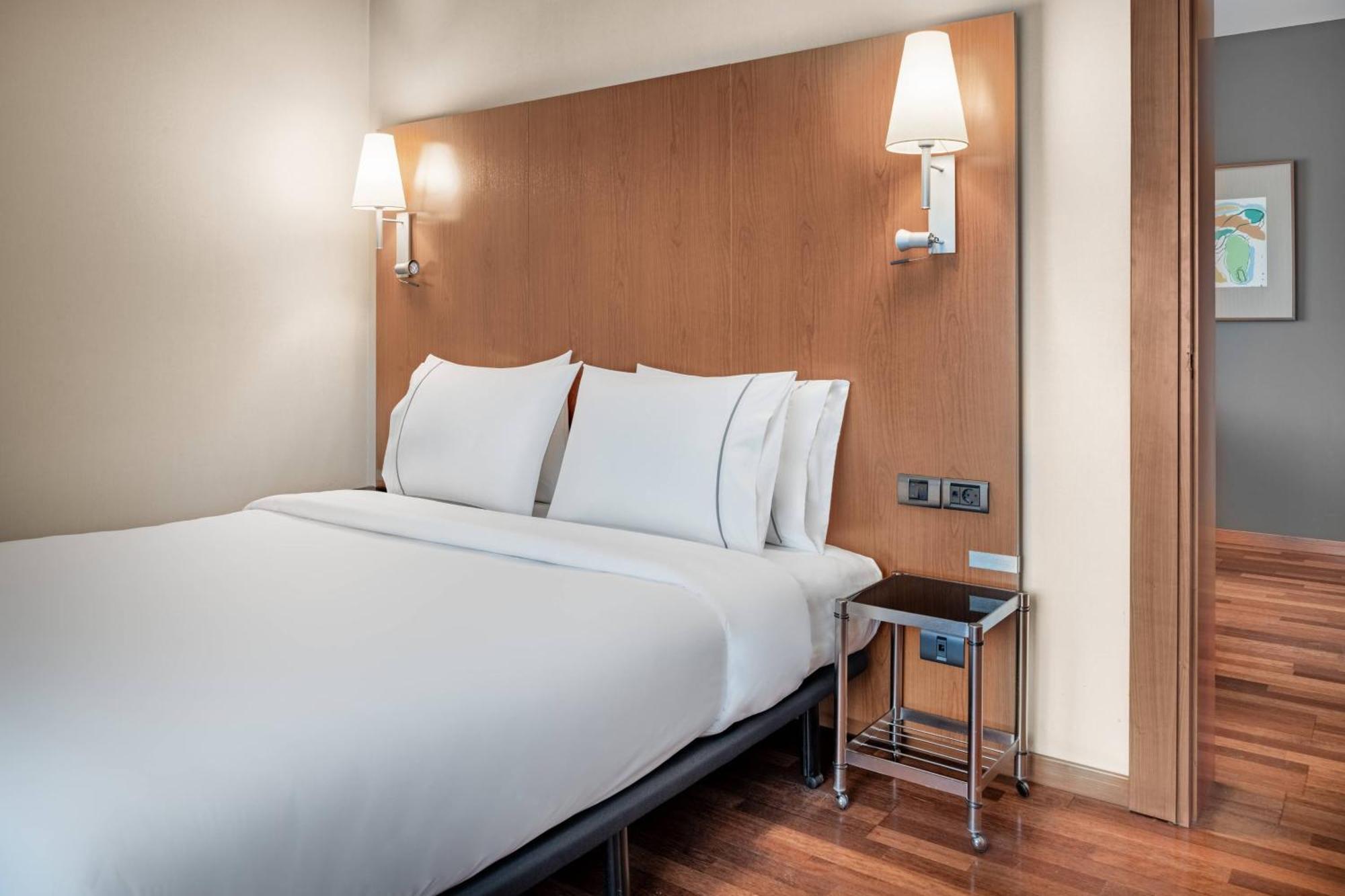 Ac Hotel Ponferrada By Marriott Ngoại thất bức ảnh