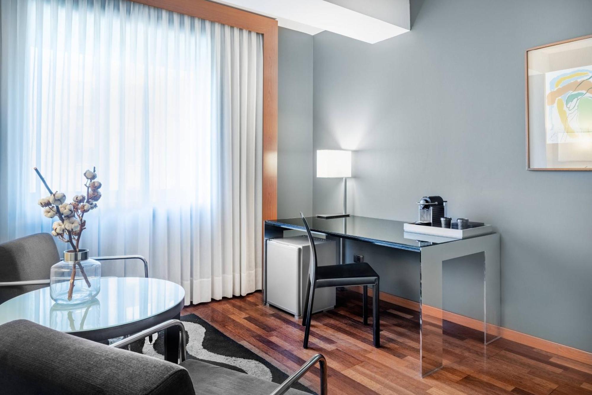Ac Hotel Ponferrada By Marriott Ngoại thất bức ảnh