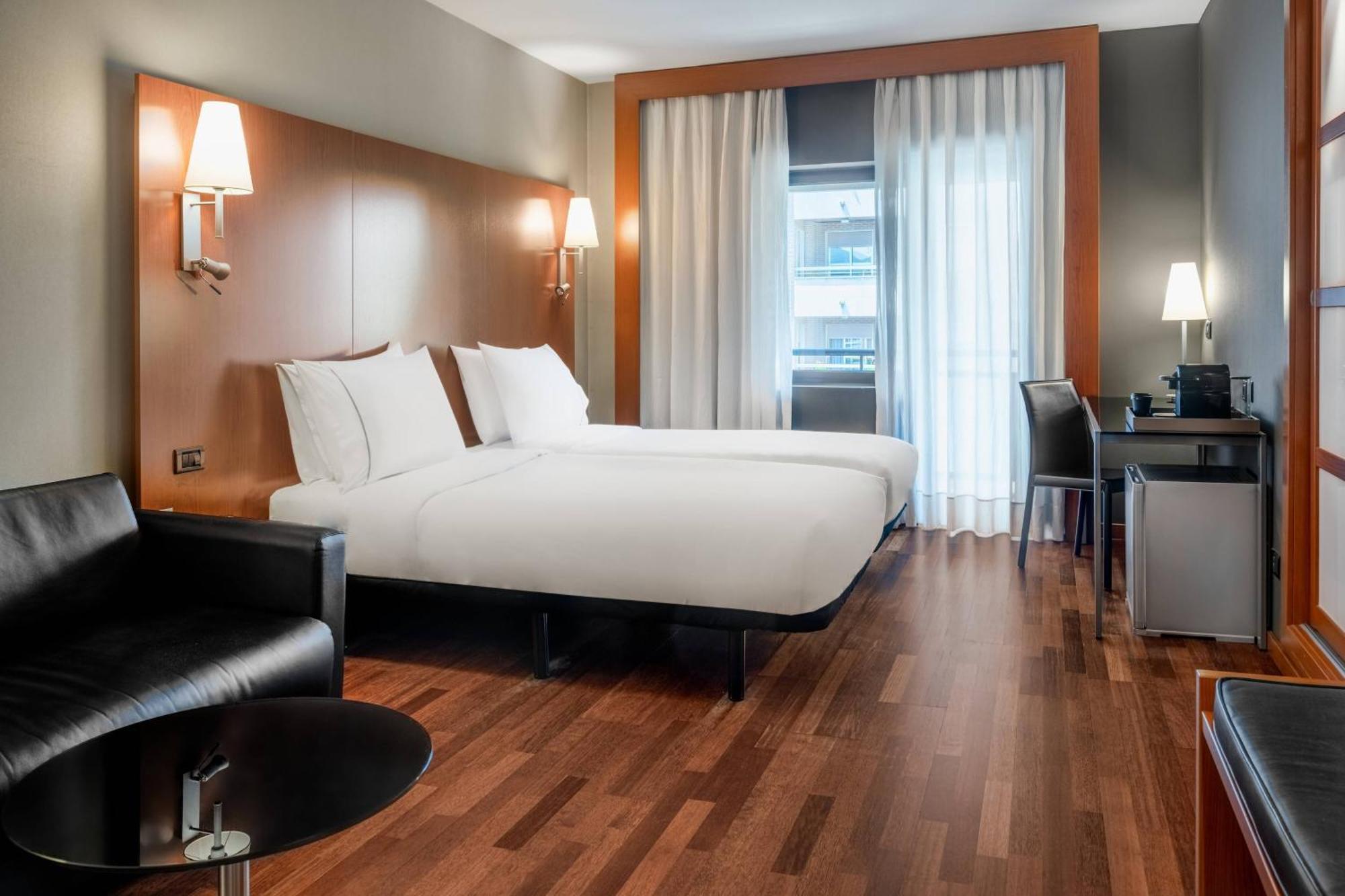 Ac Hotel Ponferrada By Marriott Ngoại thất bức ảnh