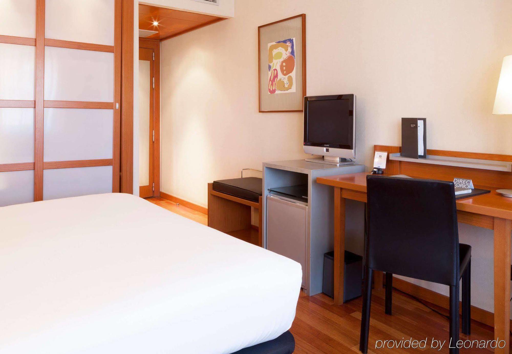 Ac Hotel Ponferrada By Marriott Ngoại thất bức ảnh